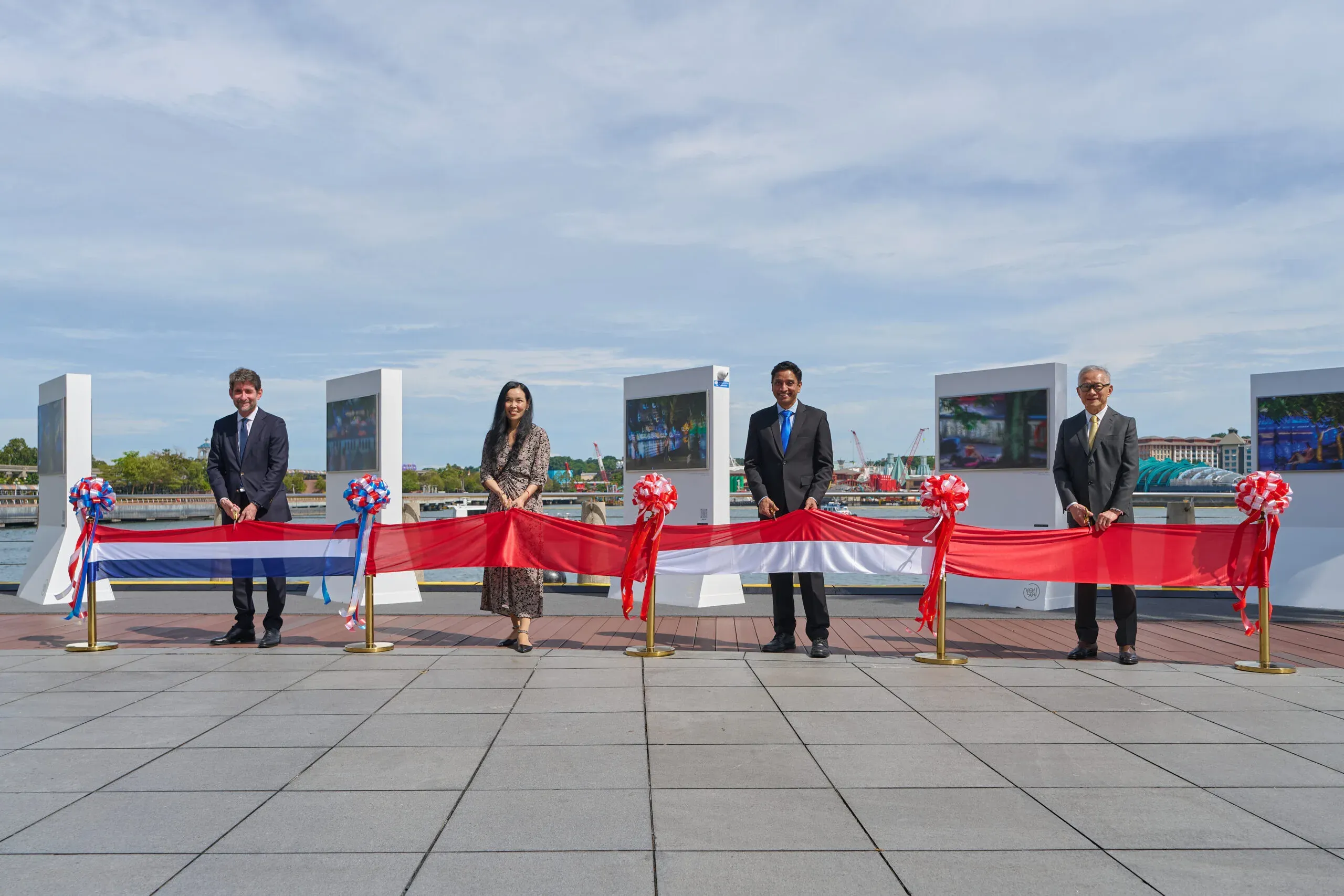 Mapletree and Singaporean photographer Melisa Teo present Two Rivers exhibition (Part II) at VivoCity